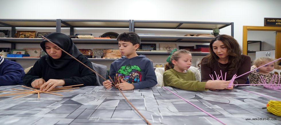 ANNE ELİ VE ÇOCUKLARIN HAYALİ BÜYÜKŞEHİR’İN ATÖLYESİNDE BULUŞTU