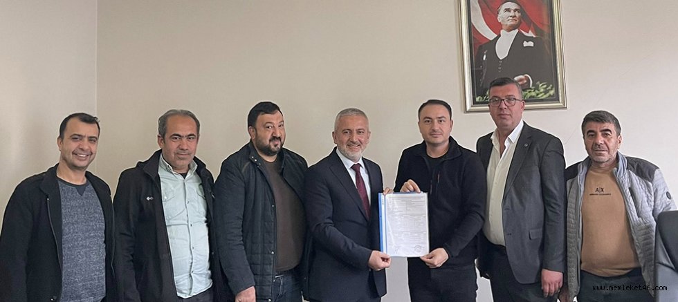 BAŞKAN ALİ KÖFTE MAZBATASINI ALDI