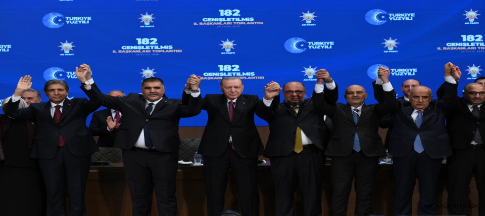 BAŞKAN GÖRGEL “AKPINAR VE KARACA’YI TEBRİK EDİYORUM”