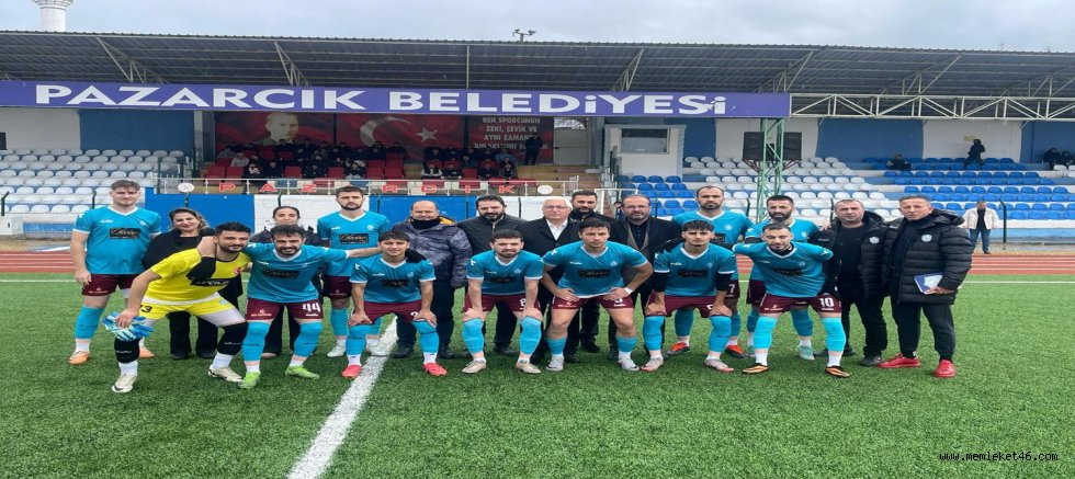 BAŞKAN HAYDAR İKİZER’DEN PAZARCIK AKSUSPOR’A TRİBÜNDEN DESTEK