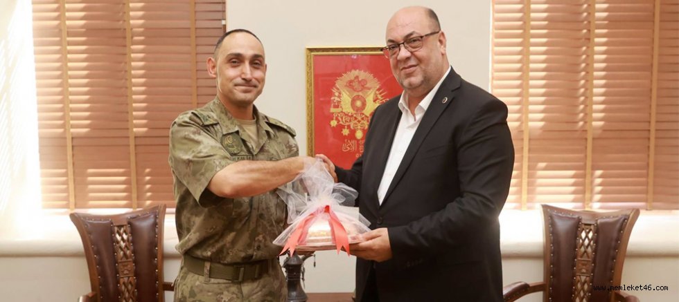 BAŞKAN MEHMET AKPINAR’DAN GARNİZON KOMUTANI TUĞGENERAL HAKAN KAN’A ZİYARET