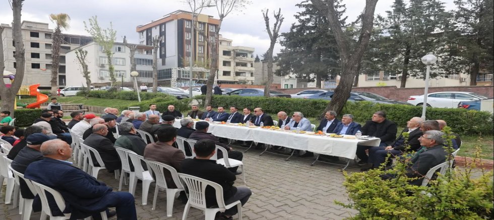 BAŞKAN MEHMET AKPINAR EGEMENLİK MAHALLESİ’NDE: “TALEP VE ÖNERİLERİ YERİNDE DİNLEDİK”