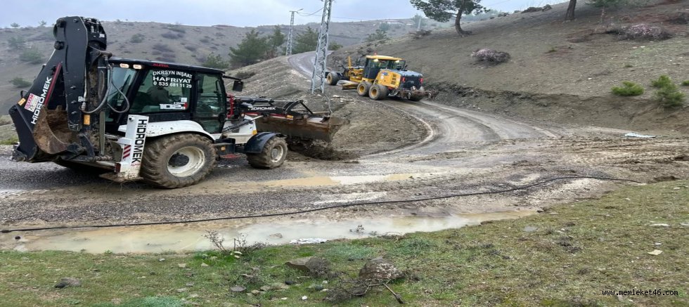 BAŞKAN MEHMET AKPINAR ÖNCÜLÜĞÜNDE DULKADİROĞLU’NDA ULAŞIM SEFERBERLİĞİ