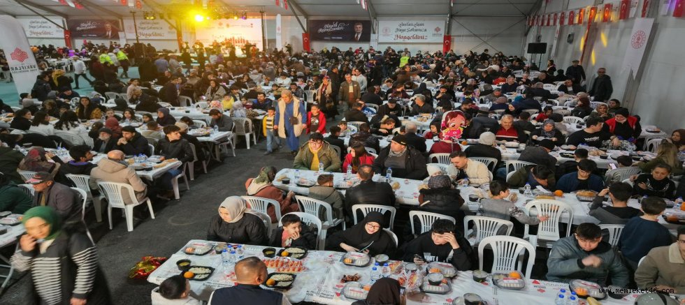 BİRLİK SOFRALARI, GELENEKSEL GÖSTERİLER RAMAZAN COŞKUSU ÜÇÜNCÜ GÜNDE DE ZİRVEDE