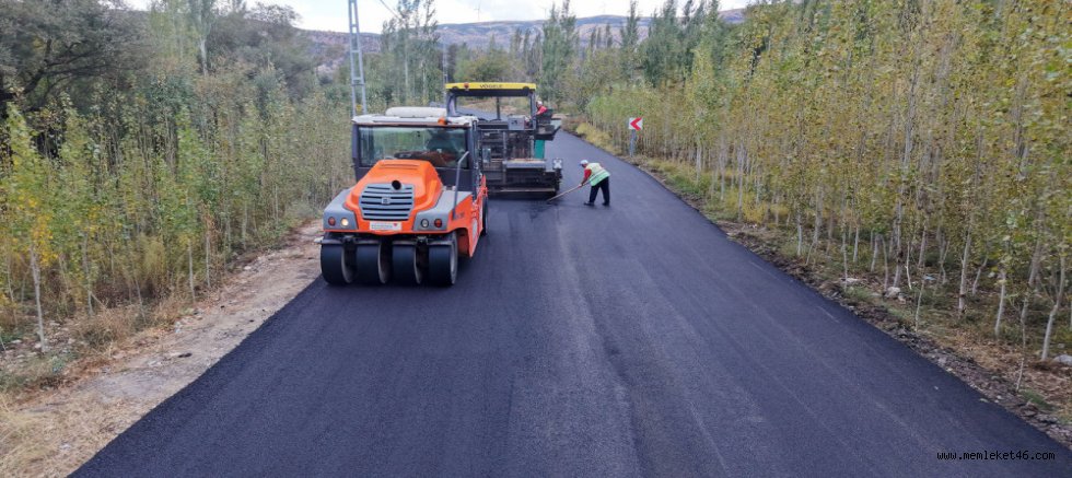 BÜYÜKŞEHİR, ÇAĞLAYANCERİT’TE 65 MİLYONLUK YOL YATIRIMI YAPIYOR