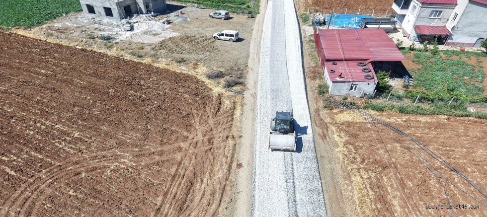 BÜYÜKŞEHİR’DEN EKİNÖZÜ KIRSALINA YOL YATIRIMI