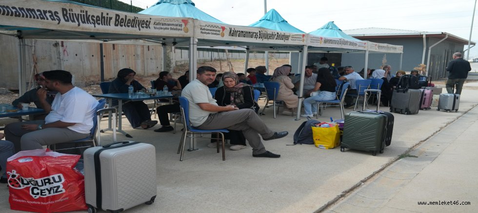 BÜYÜKŞEHİR’DEN ÜNİVERSİTE ÖĞRENCİLERİNE ŞEHRE İLK ADIMDA SICAK KARŞILAMA
