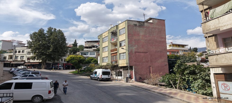 BÜYÜKŞEHİR, KAHRAMANMARAŞ KALESİ ÇEVRESİNİN ÇEHRESİNİ DEĞİŞTİRİYOR