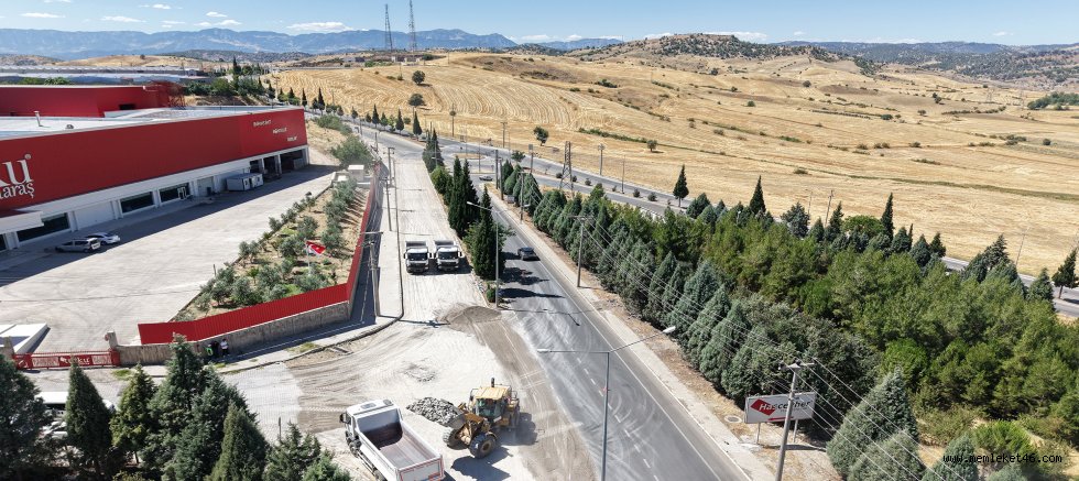BÜYÜKŞEHİR, ONİKİŞUBAT’TA OSB VE 2 MAHALLENİN DAHA ULAŞIMINI İYİLEŞTİRİYOR