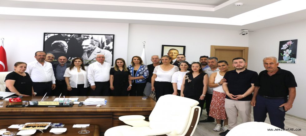 CHP MİLLETVEKİLİ ALİ ÖZTUNÇ’TAN PAZARCIK BELEDİYE BAŞKANI HAYDAR İKİZER’E ZİYARET