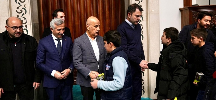 DEPREM ŞEHİTLERİ KAHRAMANMARAŞ TA DUALARLA ANILDI 