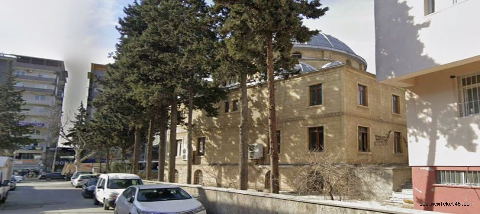  DEPREMDE YIKILAN FATMA GÖLCÜ CAMİİ YENİDEN YÜKSELİYOR: İHALE 17 MART’TA