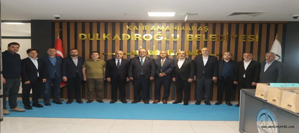 DULKADİROĞLU’NUN GELECEĞİ İÇİN GÜÇ BİRLİĞİ! BAŞKAN MEHMET AKPINAR’A AK PARTİ HEYETİNDEN ÖNEMLİ ZİYARET