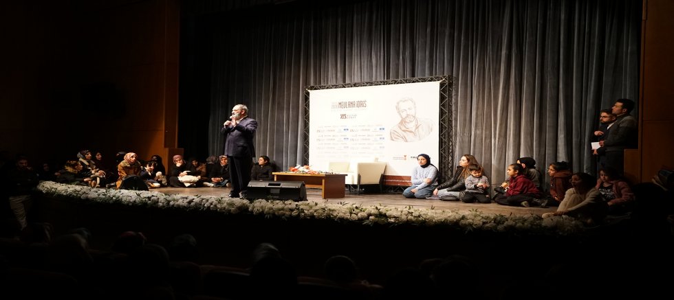 DURSUN ALİ ERZİNCANLI, “NAAT-I ŞERİFLER GECESİ”NDE PEYGAMBER SEVGİSİNİ DİLE GETİRDİ