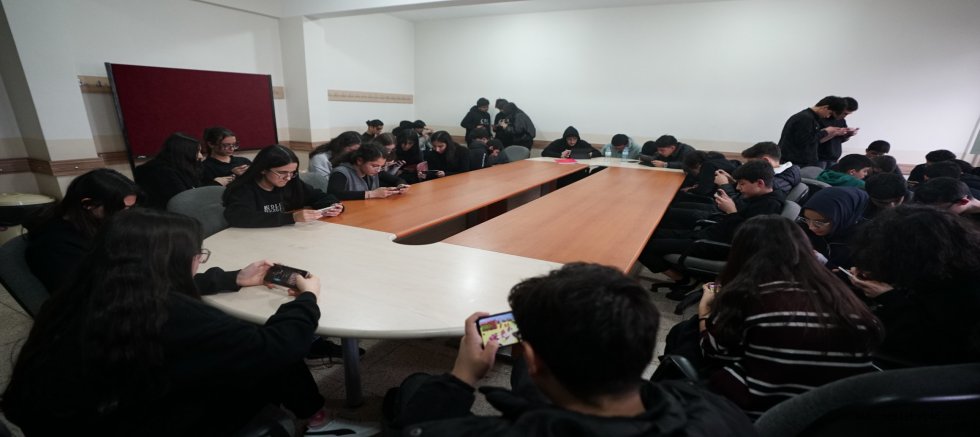 GENÇLERDEN KIYASIYA MÜCADELE ÖDÜL ROTASI İSTANBUL