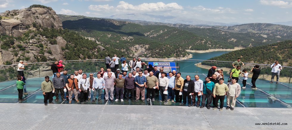 İŞİTME ENGELLİ VATANDAŞLAR, KAHRAMANMARAŞ’IN GÜZELLİKLERİNE HAYRAN KALDI