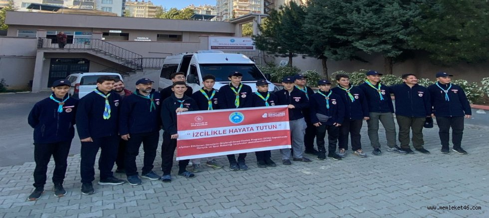  İZCİLER, “DEDECİĞİM BEN GELDİM” KAMPI İÇİN ÇANAKKALE’YE UĞURLANDI