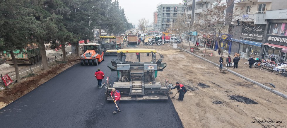 KAHRAMANMARAŞ AZERBAYCAN BULVARI’NIN ÜSTYAPISI YENİLENİYOR