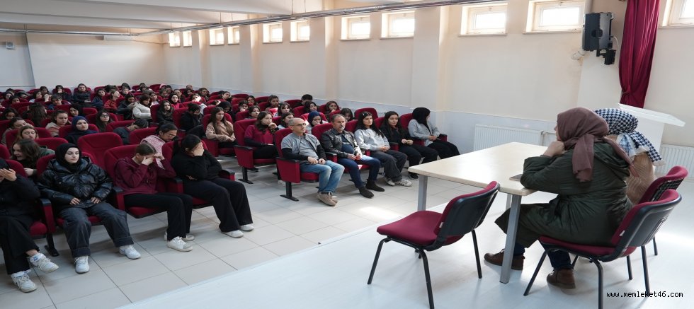 KAHRAMANMARAŞ BÜYÜKŞEHİR’DEN GELECEĞİN TEMİNATI GENÇLERE İKLİM VE SIFIR ATIK EĞİTİMİ