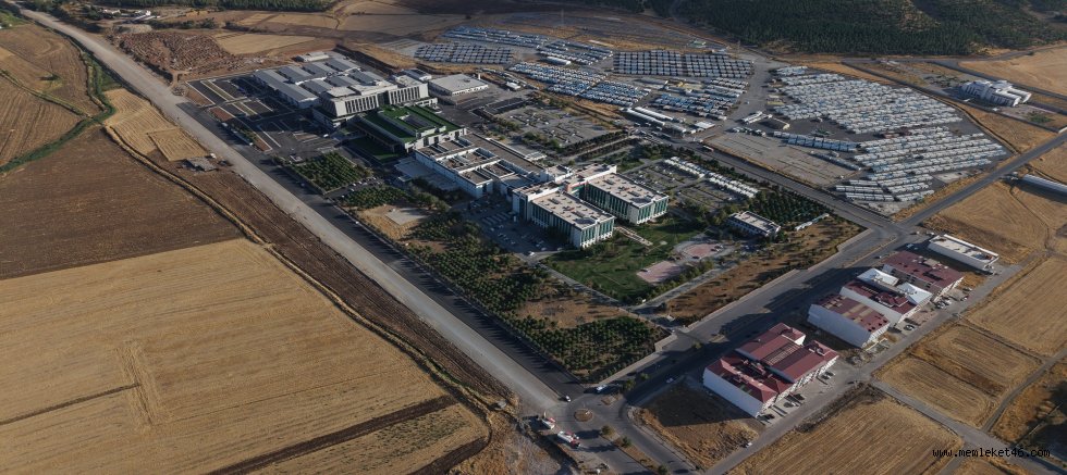 KAHRAMANMARAŞ BÜYÜKŞEHİR’DEN NFK ŞEHİR HASTANESİ VE FERHUŞ SAĞLIK KOMPLEKSİ ÇEVRESİNE DÜZENLEME