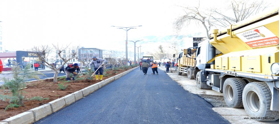 KAHRAMANMARAŞ BÜYÜKŞEHİR’DEN ŞEHRİN KALBİNDE YOĞUN ÇALIŞMA