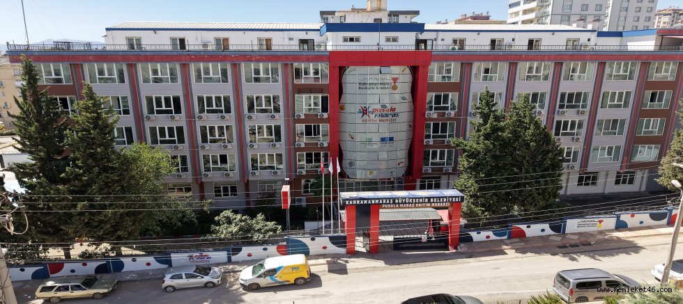 KAHRAMANMARAŞ BÜYÜKŞEHİR PUSULA MARAŞ EĞİTİM MERKEZİ’YLE GENÇLERİN YANINDA