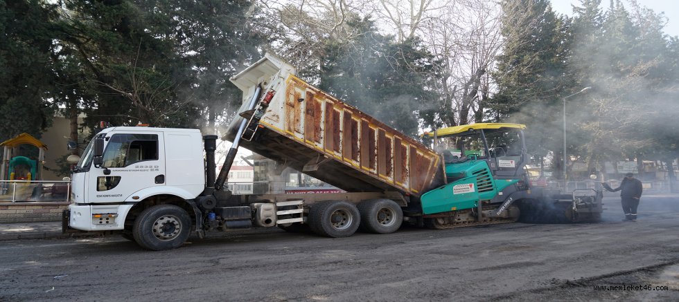 KAHRAMANMARAŞ BÜYÜKŞEHİR YOL YENİLEME ÇALIŞMALARINA DEVAM EDİYOR