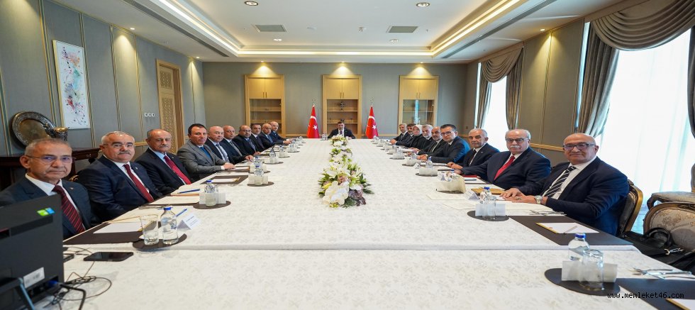KAHRAMANMARAŞ HEYETİNDEN CUMHURBAŞKANI YARDIMCISI YILMAZ’A ZİYARET