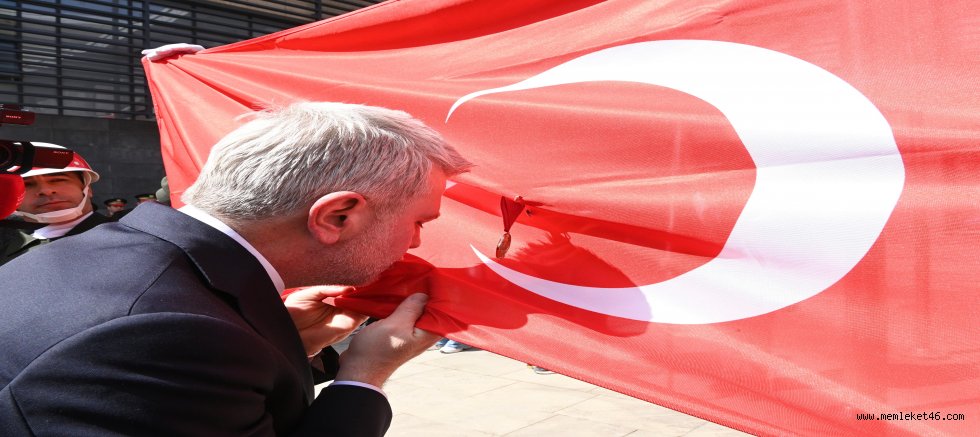 KAHRAMANMARAŞ’IN MADALYA GÜNÜ GURURLA KUTLANDI