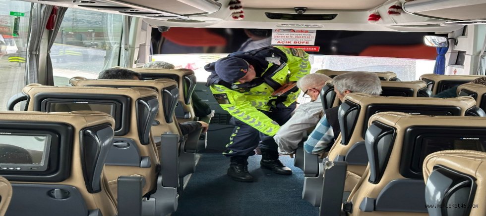 KAHRAMANMARAŞ’TA JANDARMA’DAN BİR HAFTADA YOĞUN MESAİ: 23 BİN ARAÇ DENETLENDİ, 62 ŞÜPHELİ YAKALANDI