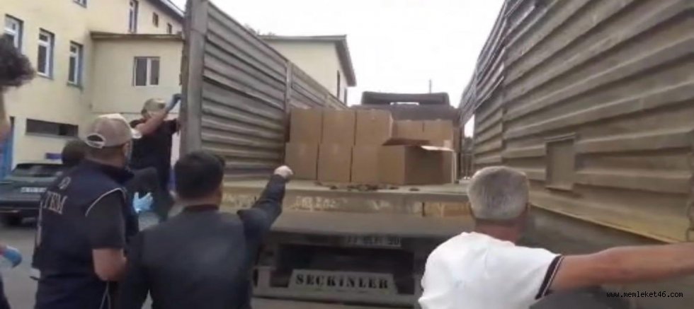 KAHRAMANMARAŞ’TA KAÇAKÇILIK OPERASYONU: 2 MİLYON 62 BİN 500 DAL MAKARON ELE GEÇİRİLDİ