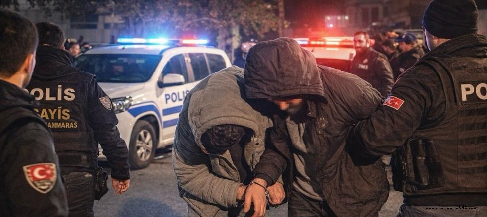 KAHRAMANMARAŞ'TA OTO HIRSIZLIK ŞÜPHELİSİ 2 KİŞİ YAKALANDI 