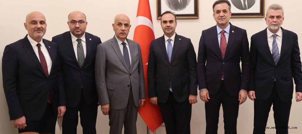 KAHRAMANMARAŞ'TAN ANKARA’YA SANAYİ ÇIKARMASI: AK PARTİ HEYETİ BAKAN KACIR’LA BULUŞTU