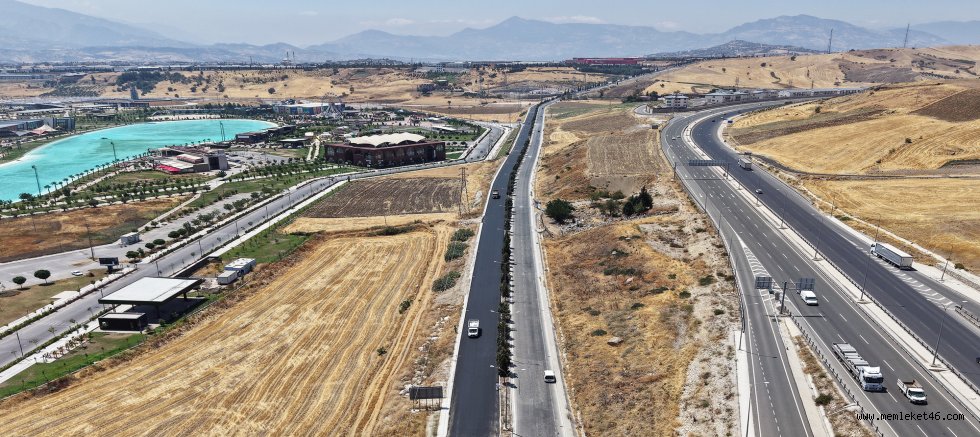 KAVLAKLI OSB VE MAHALLELERE ULAŞIM SAĞLAYAN YOL YENİLENDİ