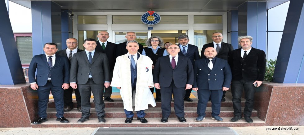 KSÜ’DE REKTÖRLÜK DEVİR TESLİM TÖRENİ GERÇEKLEŞTİRİLDİ