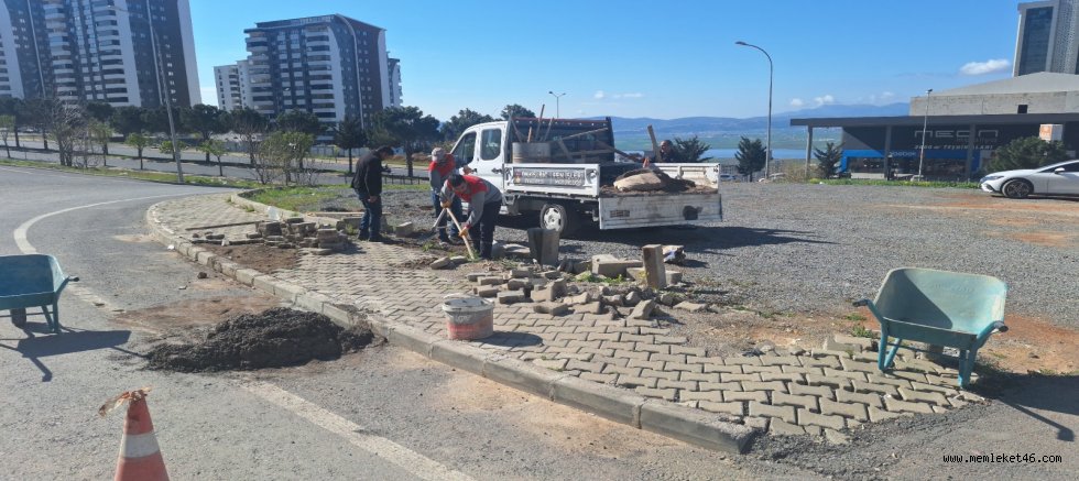 ONİKİŞUBAT BELEDİYESİ’NDEN 9 FARKLI MAHALLEDE EŞ ZAMANLI KALDIRIM VE YOL ÇALIŞMASI