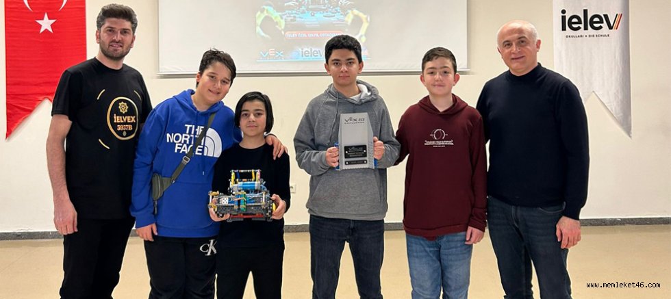 SANKO OKULLARI VEX IQ ROBOT YARIŞMASINDA İKİ BİRİNCİLİK KAZANDI