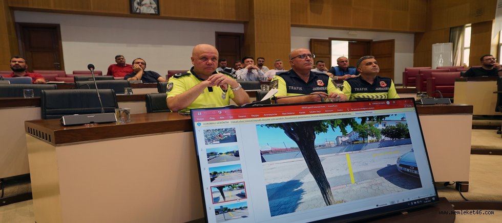 ULAŞIMDA YENİ YOL HARİTASI UKOME TOPLANTISINDA MASAYA YATIRILDI