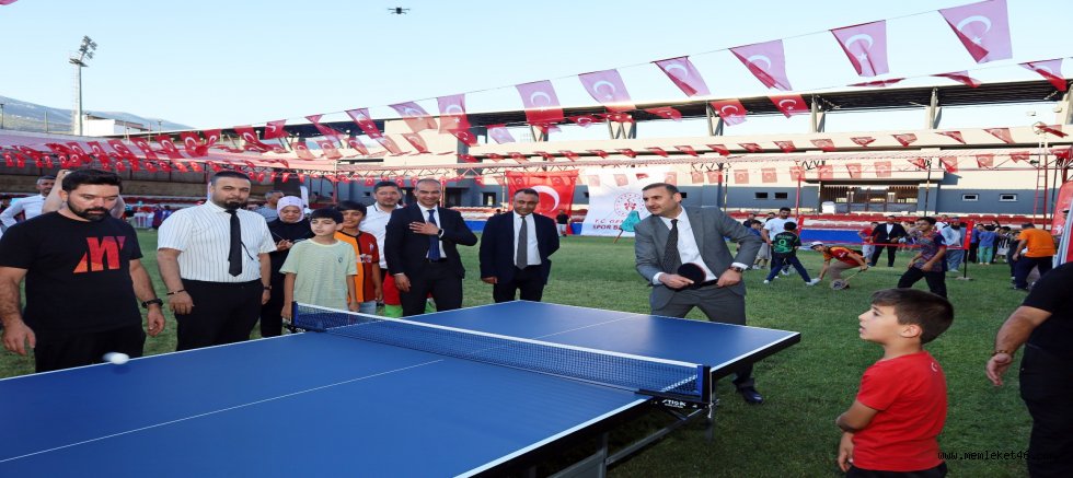 YAZ SPOR OKULLARI AÇILIŞI COŞKUYLA GERÇEKLEŞTİRİLDİ