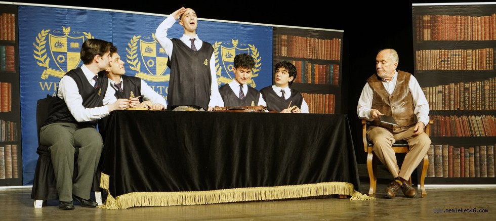 “ÖLÜ OZANLAR DERNEĞİ” SANATSEVERLER TARAFINDAN BÜYÜK İLGİ GÖRDÜ