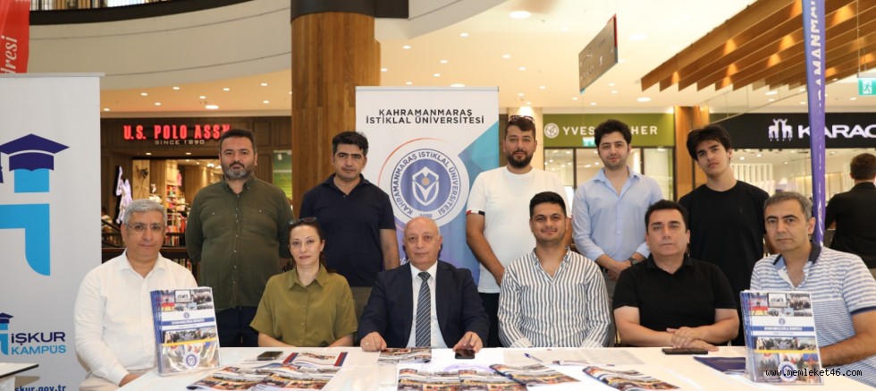 REKTÖR BAKAN, TERCİH TANITIM GÜNLERİ’NDE ADAY ÖĞRENCİLERLE BULUŞTU