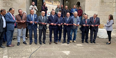 1. AKDENİZ BİENALİ'NİN RESİM SERGİSİ ESHAB-I KEHF KÜLLİYESİ'DE AÇILDI