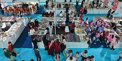 10. ULUSLARARASI KİTAP FUARI, İLK GÜNÜNDE 20 BİN ZİYARETÇİYİ AĞIRLADI