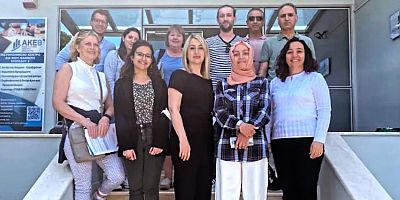 Kahramanmaraş Büyükşehir Belediyesi tarafından hayata geçirilen ‘Online Öğrenme Yoluyla Mültecilerin Girişimcilik Kapasitesinin Oluşturulması’ projesinin 3. Ulusötesi Toplantısı gerçekleştirildi.