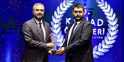 5. KASİAD ÖDÜLLERİ’NİN EN ÖZELİ, BAŞKAN TOPTAŞ VE ONİKİŞUBAT BELEDİYESİ’NE VERİLDİ