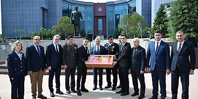 57. PİYADE ALAYI SANCAĞI DÜZENLENEN TÖRENLE ÇANAKKALE’YE UĞURLANDI