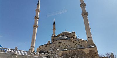 ABDÜLHAMİT HAN CAMİ RAMAZANA HAZIR
