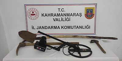 AFŞİN’DE KAÇAK KAZI YAPAN 4 KİŞİ YAKALANDI 