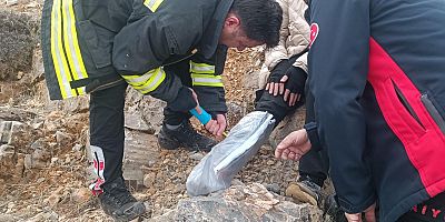 AFŞİN'DE KAYALIKLARA DÜŞEN GENÇ YARALANDI