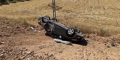 AFŞİN’DE KONTROLDEN ÇIKAN OTOMOBİL TAKLA ATTI: 4 YARALI